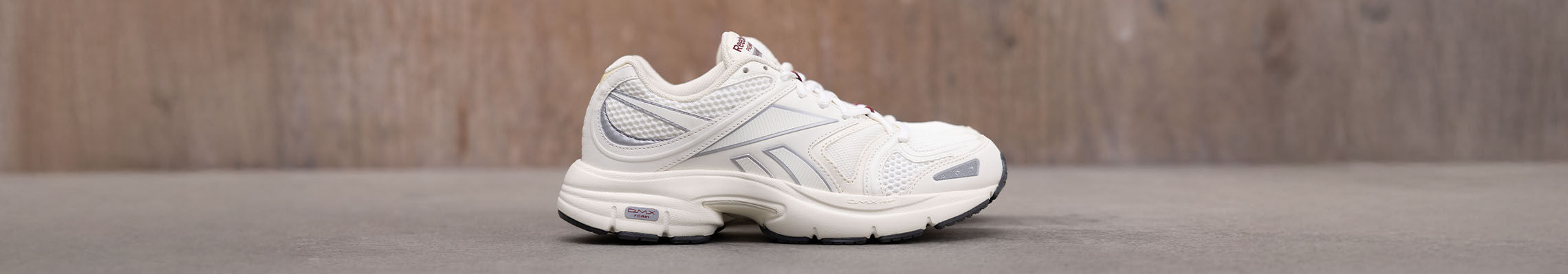 Tenis blancos casuales Reebok