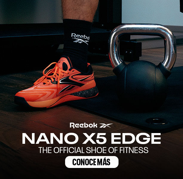 Banner mobile home Reebok Nano X5 Edge, tenis crossfit naranja ne&oacute;n con detalles negros y plateados junto a kettlebell met&aacute;lico sobre colchoneta negra, calcetines negros con logo Reebok, texto Nano X5 Edge The Official Shoe of Fitness y bot&oacute;n Conoce M&aacute;s.