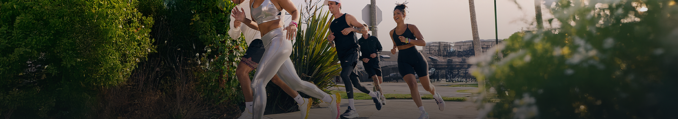 Consulta los t&eacute;rminos y condiciones de las promociones Reebok