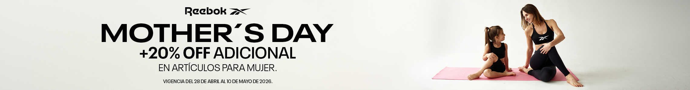 Banner Reebok Mother's Day mostrando madre e hija sentadas en tapete de yoga rosa