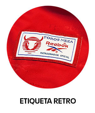 "Etiqueta retro del 97, para conmemorar a Toros Neza en el Jersey de Reebok