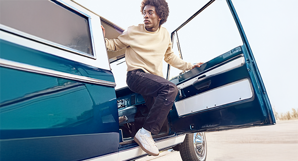 Encuentra tenis y ropa para hombre en Reebok
