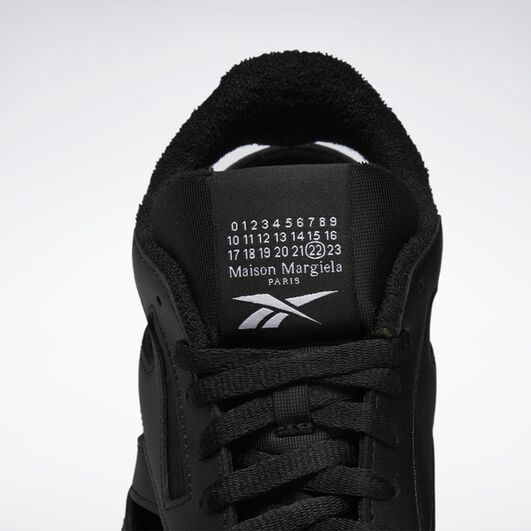 Tenis Classic Leather DQ x Maison Margiela image number 3
