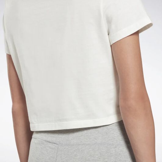 Playera Training Essentials Graphic image number 4