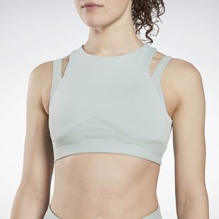 Top Deportivo Studio Layered
