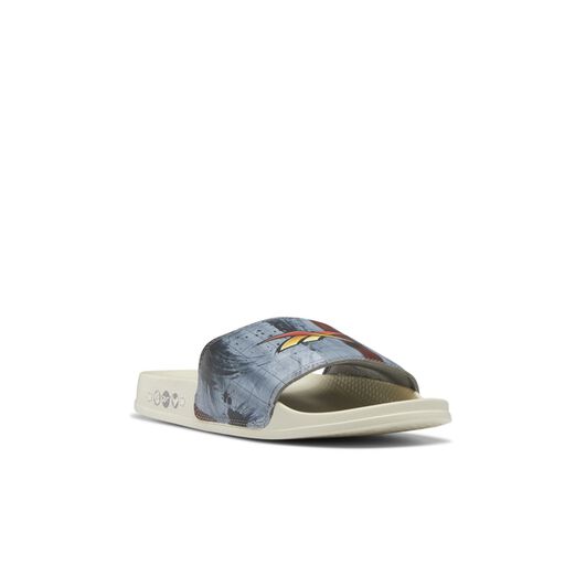 Sandalias Classics image number 4
