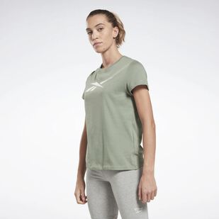 Playera Training Essentials Graphic