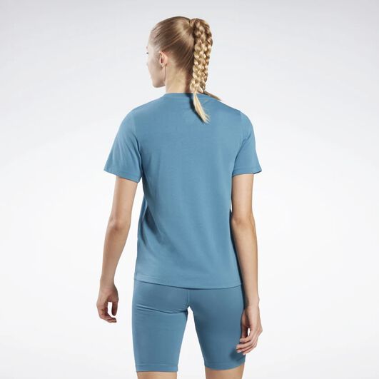Playera Identity image number 2