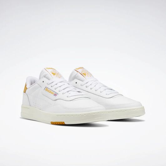 Tenis Court Peak image number 2
