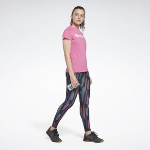 Playera Training Essentials Graphic