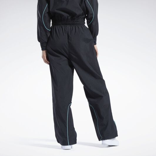 Pants Classics image number 1