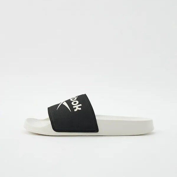 Encuentra sorprendentes productos en Sandalias hoy Reebok