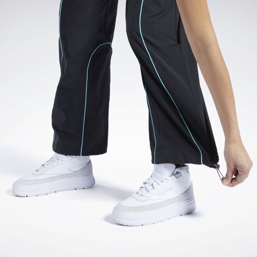 Pants Classics image number 4