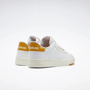 Tenis Court Peak