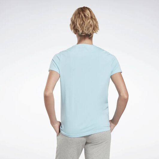Playera Training Essentials Graphic image number 2