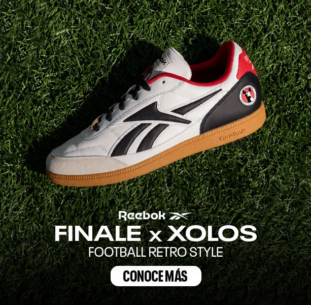 Banner mobile home Reebok Finale x Xolos con texto Football Retro Style y bot&oacute;n Conoce M&aacute;s, vista lateral de los tenis Reebok Finale blancos con panel negro, detalles rojos, suela gum y escudo del Club Tijuana Xolos sobre pasto verde. Reebok, Xolos, Club Tijuana, tenis Reebok Finale, tenis retro de f&uacute;tbol y colaboraci&oacute;n Reebok x Xolos.