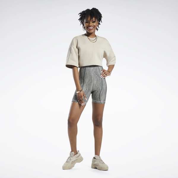 Playera corta Cardi B image number 0